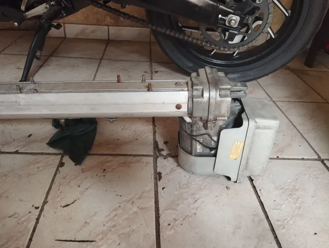 Vendo motor basculante para portão eletrônico garen com 2 controle