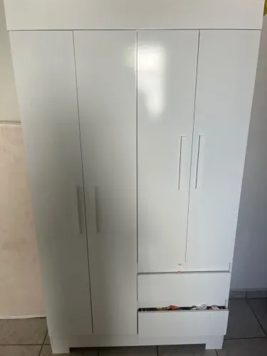 Guarda roupa infantil