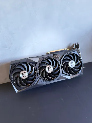 Placa de Vídeo - GeForce RTX 3070 TI Gaming Trio 8G