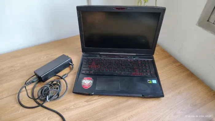 Notebook gamer antigo Avell Fire g1513 v3x - i7 16gb gtx 960 18 pol (leia descrição