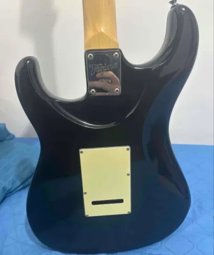 Guitarra tagima t635 + pedal joyo american pré amp