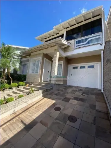 Sobrado com 4 dormitórios à venda, 200 m² por R$ 950.000,00 - Vale do Sol - Cachoeirinha/R