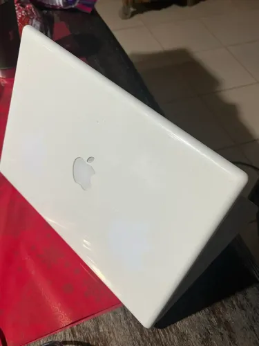 Macbook White 2008