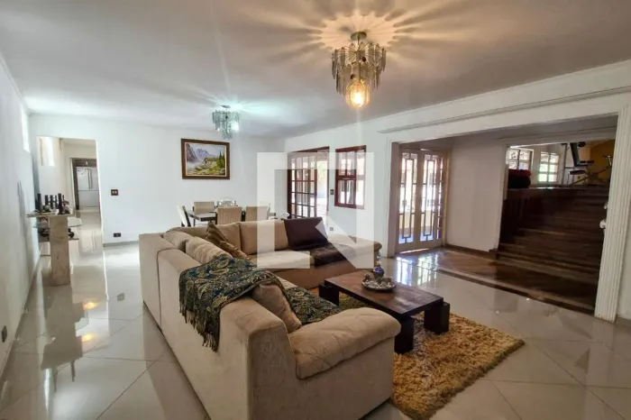 Casa à Venda - Cidade Dutra, 3 Quartos, 350 m2