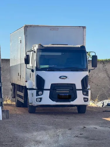 CAMINHÃO FORD CARGO 1317 