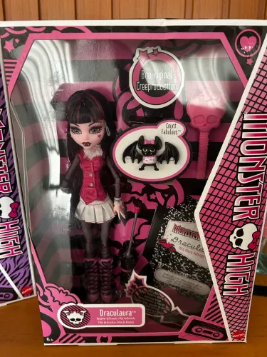 Boneca Monster High Draclaura
