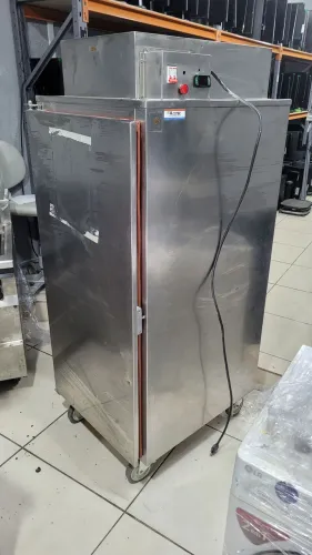 Estufa vertical 