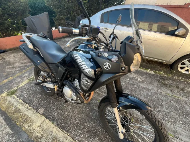 Yamaha Tenere 250 ano 2011 preta