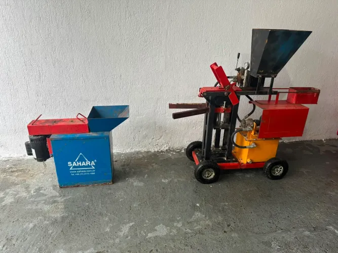 Máquina de tijolos ecológico 