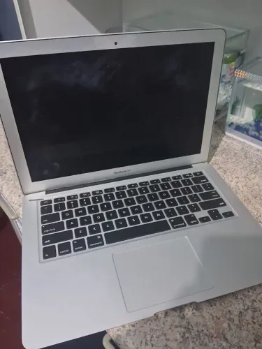 Macbook Air 2011/12 nao liga