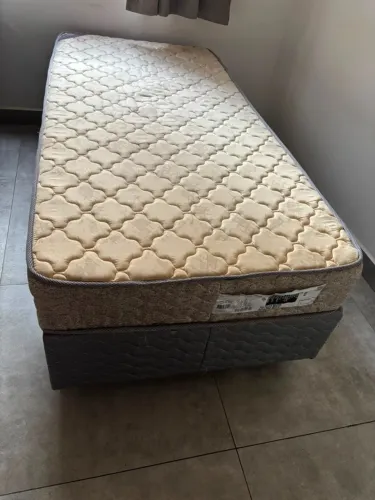 cama box solteiro pouco uso