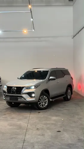 Toyota Hilux SW4 SRX 4X4 2.8 TDI 16V Dies. Aut. 2022