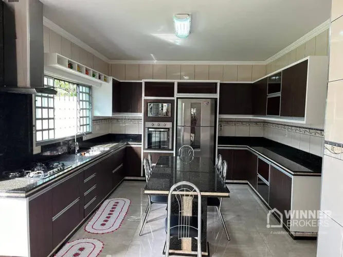 Casa à venda, 215 m² por R$ 850.000,00 - Centro - Alto Paraná/PR