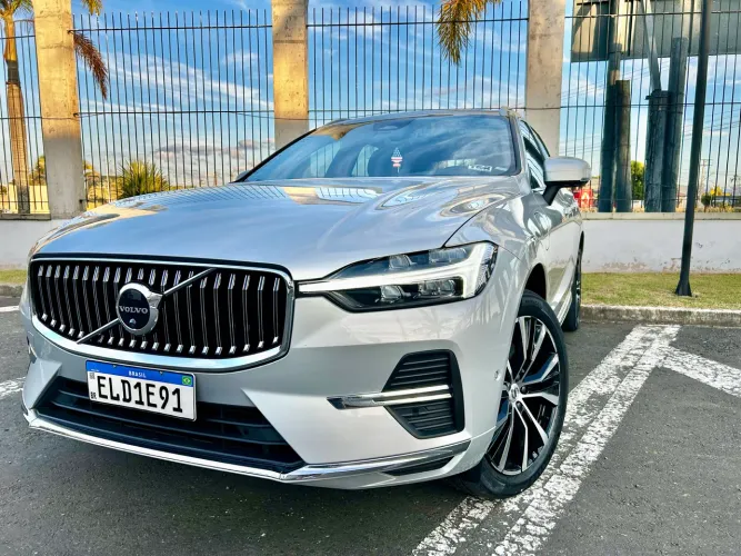 Volvo XC-60 T-8 Ultimate 2.0 AWD (híbrido) 2023