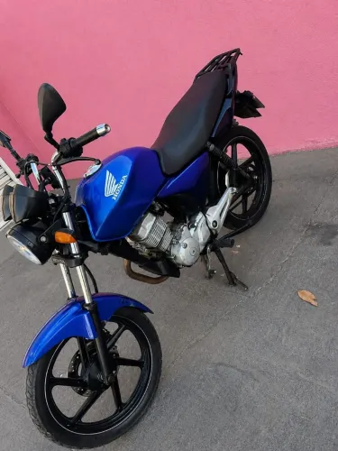 Vendo moto motor está zerado
