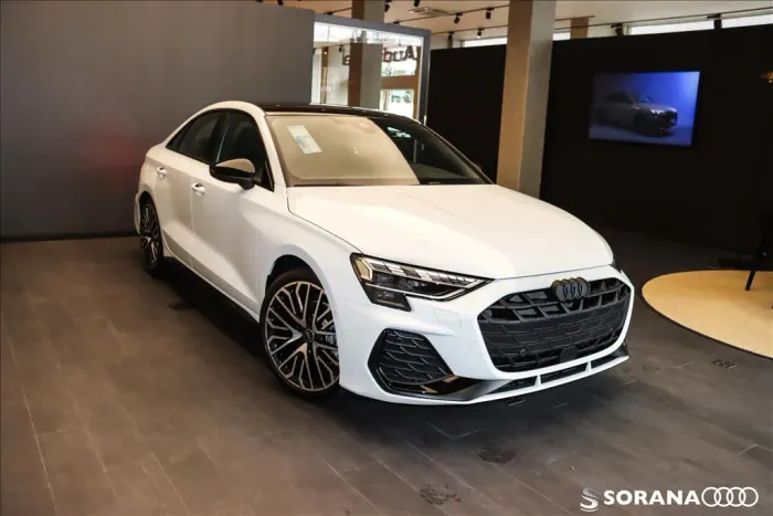Audi A3 Sed. Perform. Black 2.0 TFSI S-tronic 2025