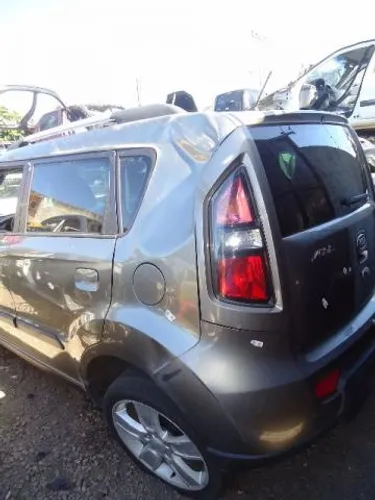 Peças usadas Kia Soul 2010 1.6 gasolina 124cv aut