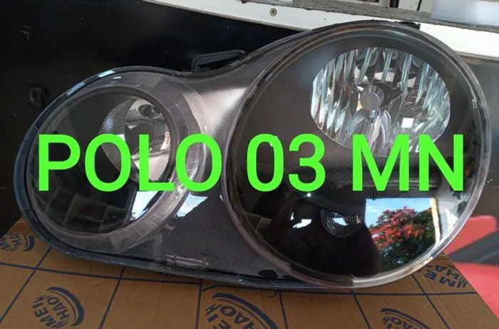 Farol polo 2003 máscara negra