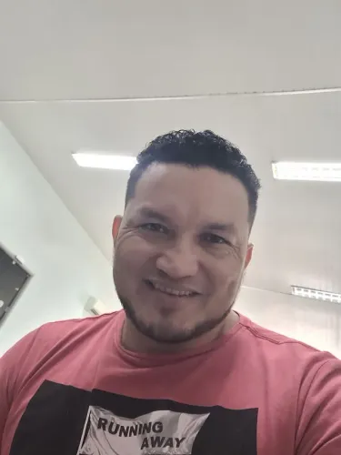 Técnico de máquinas de costura