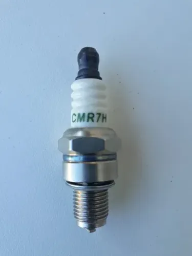 Vela de ignição CMR7H para motores Zenoah 26cc Produto novo