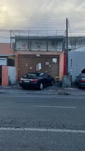 Ponto comercial na Tristão Gonçalves 