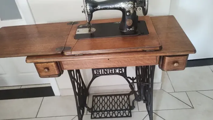Máquina de costura Singer (Relíquia)
