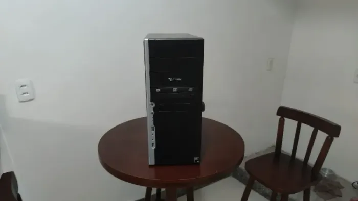 PC Gamer AMD FX-4300 8GB R 7 360 2GB SSD 128GB 500W