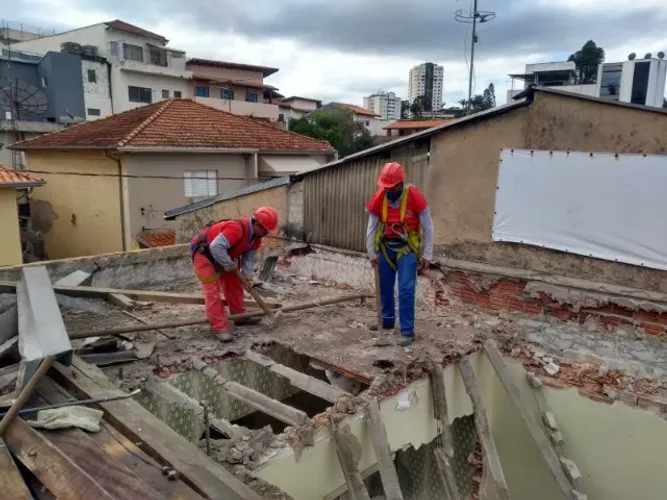 Demolidora Ponto Certo - Serviços Profissionais de Demolição