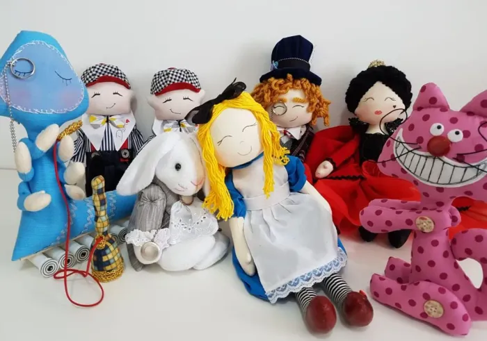 SÓ HOJE!!!!!!! Kit de Decoração de Festa Infantil - ALICE NO PAÍS DAS MARAVILHAS