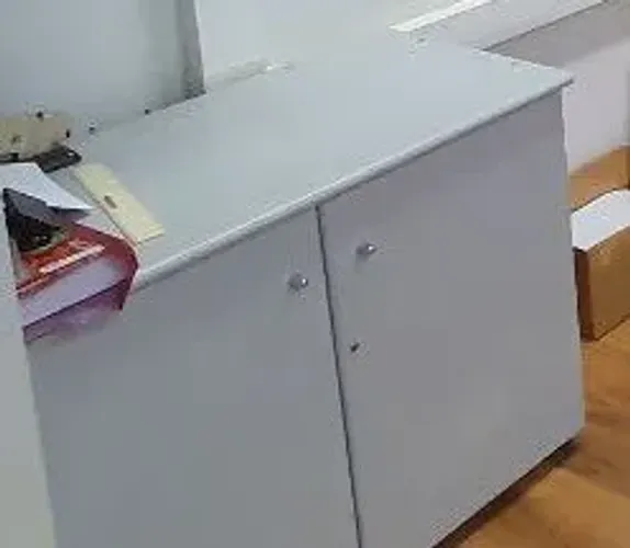 Armário baixo de escritório