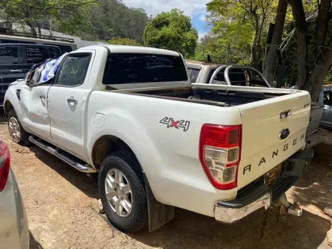 Sucata Ranger Xlt 3.2 Automática 2014 Cd *Retirada de Peças*