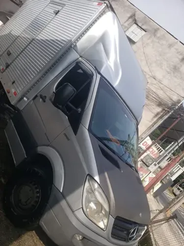 Sprinter 311 baú 2015 (já Agregada renda 12 Mil)