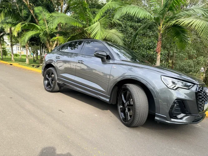 Audi Q3 SPB Perf. Black 2.0 TFSI Tipt. Quat. 2023