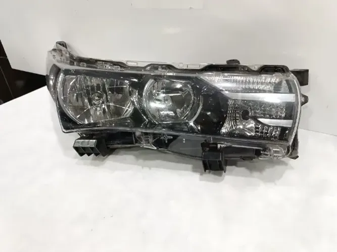 Farol direito Corolla 2015 2016 2017 original