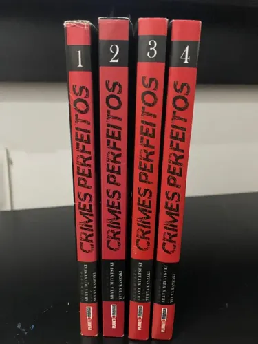 Mangá Crimes Perfeitos. Volumes 1 ao 4