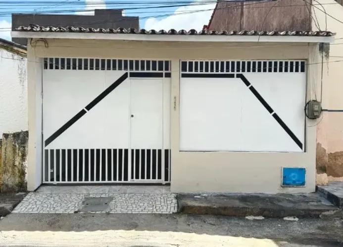 CASA NO IPEM SAO CRISTÓVÃO