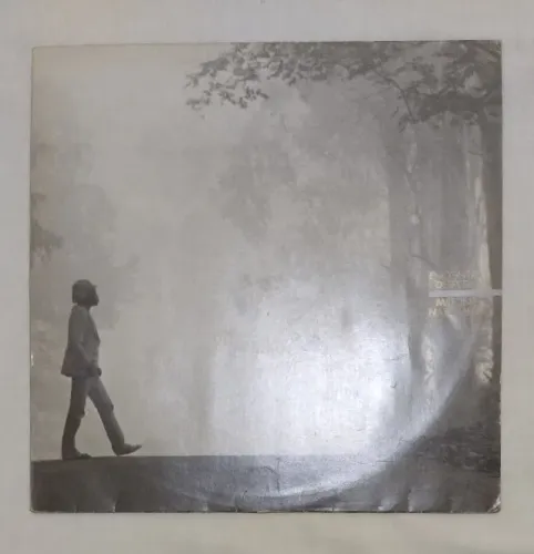 LP Milton Nascimento - Encontros e Despedidas. Disco em bom estado. Leia a descrição.