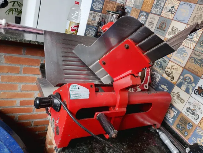 Cortadora de frios