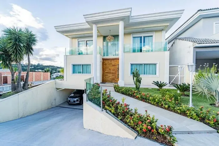 Casa à venda em Jandira, Jardim do Golf I, com 4 suítes, com 760 m², Condomínio Santa Mari