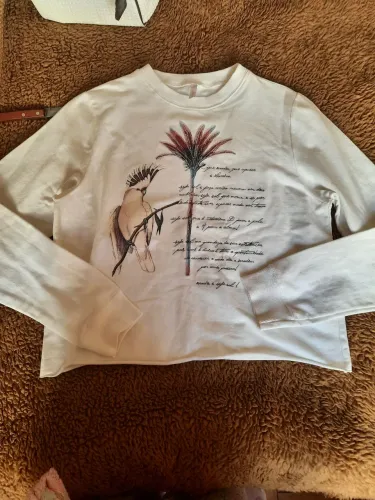 Blusa Manga Longa com Estampa Exclusiva