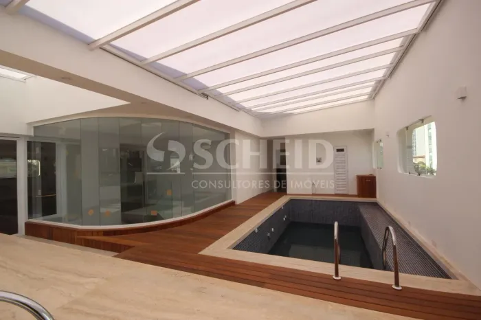 Cobertura duplex à venda Pacaembu, 453 m². 4 suítes, 4 vagas