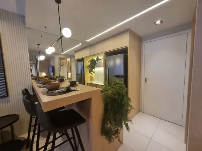 Apartamento 1 Quarto com Varanda e Vista Mar ( Ao lado das Barcas S.A de Niterói )
