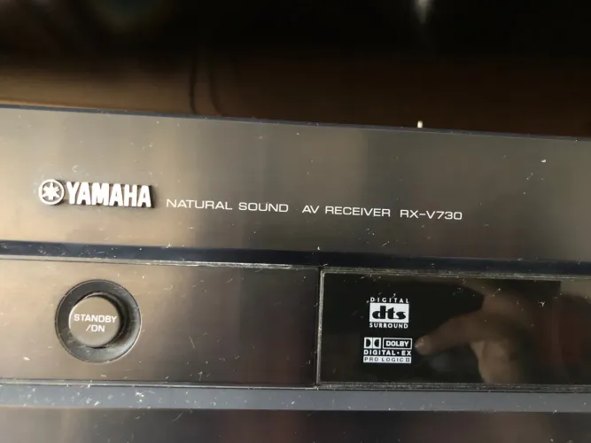 receiver yamaha rx-v730
