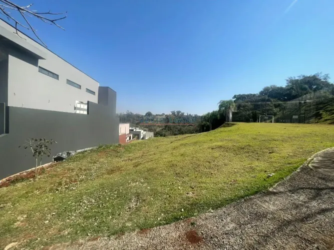 Terreno à Venda no Condomínio Royal Boulevard Residence & Resort em Ibiporã
