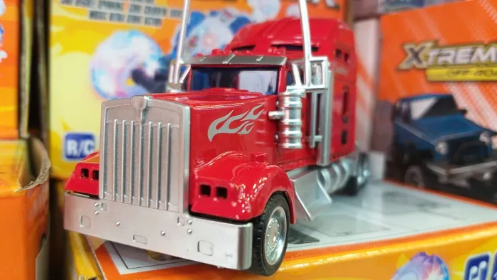 Miniatura caminhão americano KENWORTH