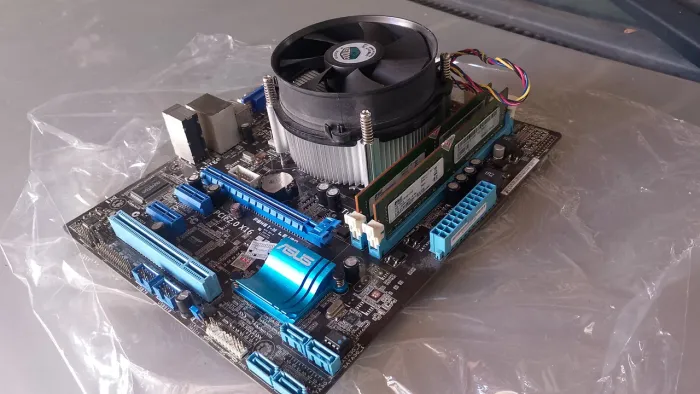 Kit Placa Mãe, Processador i5 3ª e 4GB Memória