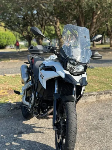 Bmw F 750 GS / Só 6.500 km / Revisão em dia