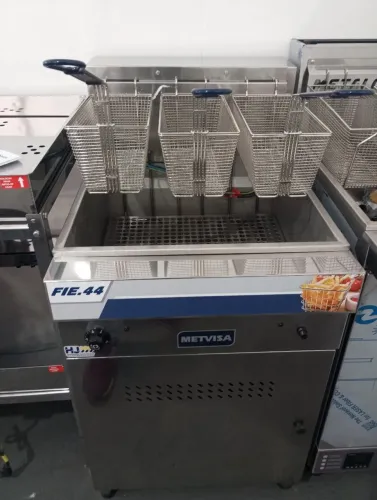 NZ. Fritadeira industrial elétrica 40 litros METVISA