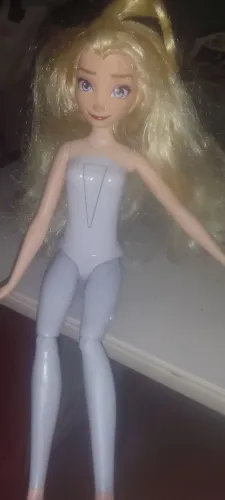 Boneca Frozen musical