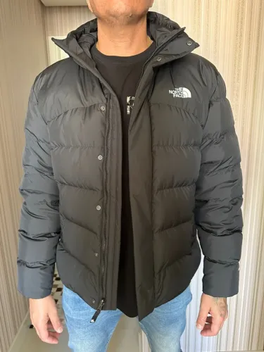 Jaqueta The North Face Puffer Preta